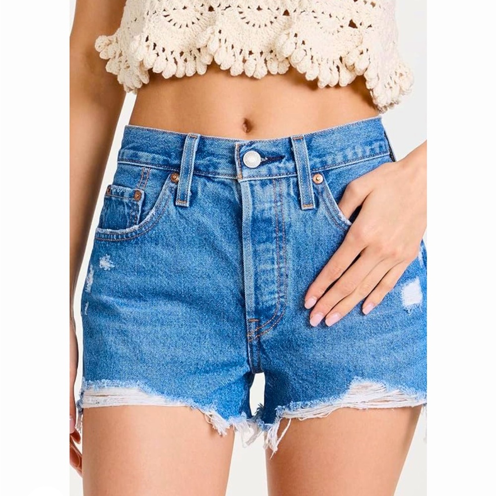 NWT Levi’s Women’s Shorts | Premium 501 |  Oxnard Audio - Medium Indigo